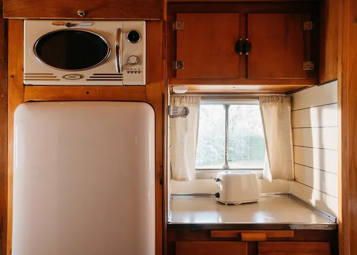 The Caravan Hoz de Anero