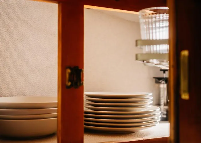 The Caravan Hoz de Anero